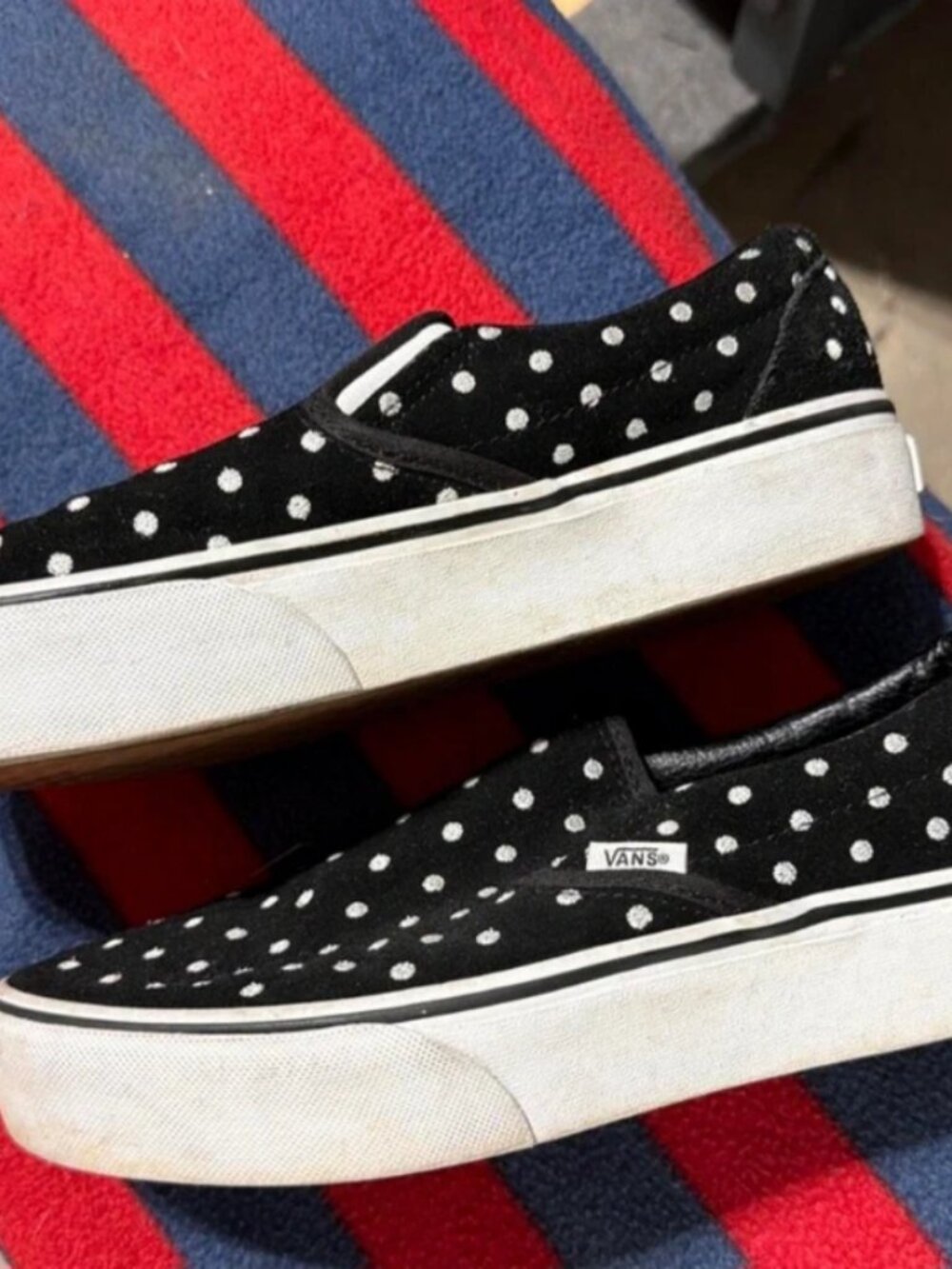 polka dots vans | 8.5 - Picture 2 of 2